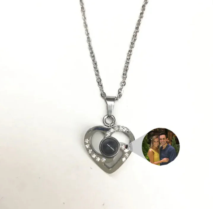 Color ful Heart Pendant Photo Necklace